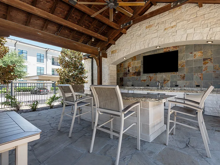 Inviting Outdoor Lounge at The Hendry Apartments