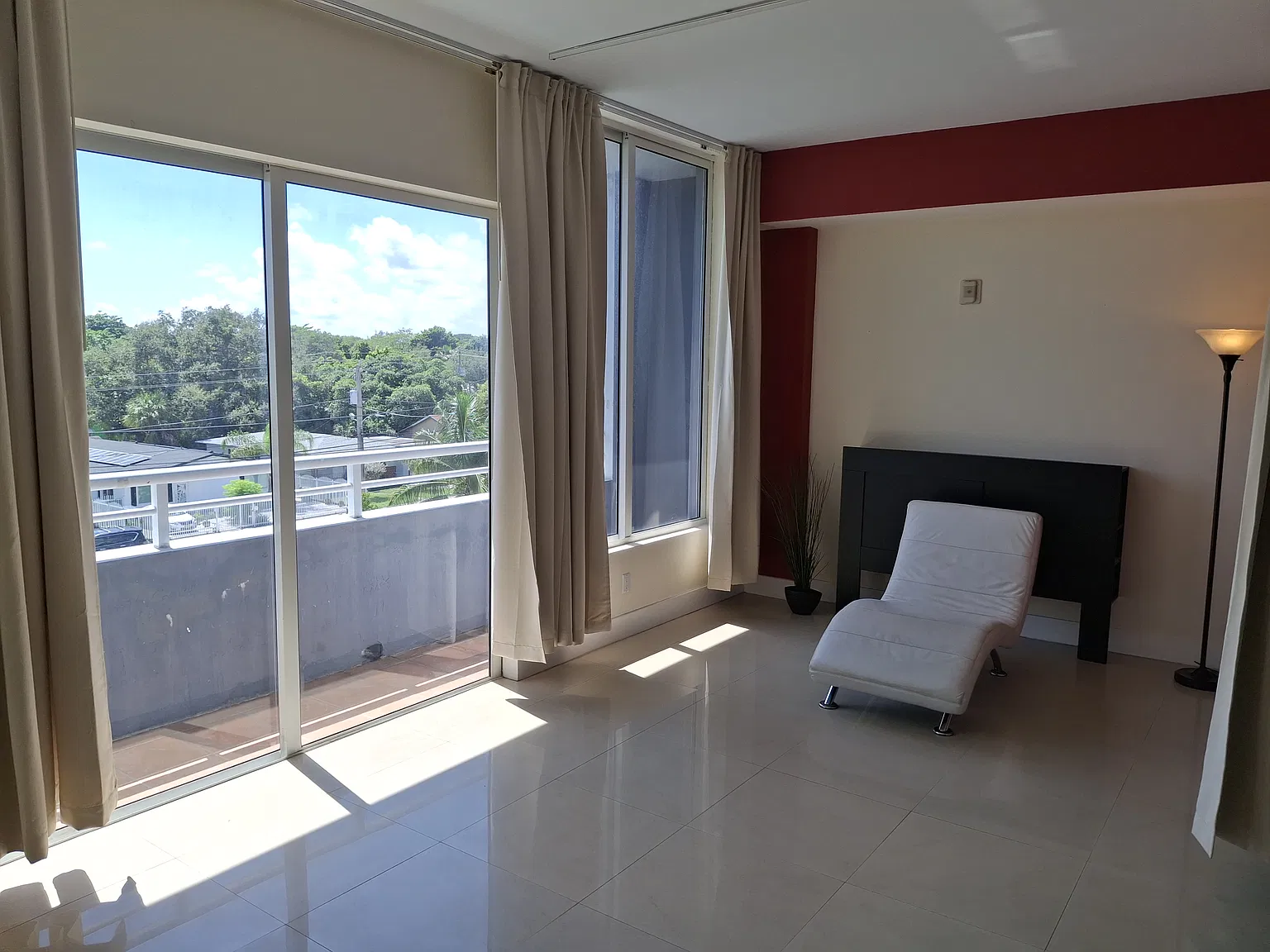 1 bed, 1000 sqft, $2,650 — Photo 3
