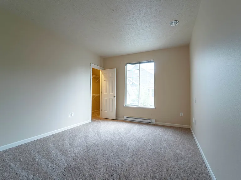 Artisan Apartments — Photo 24