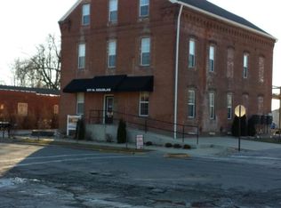 311 N Douglas St APT 6, Saint Jacob, IL 62281