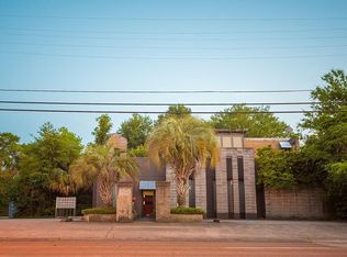 814 E Prien Lake Rd, Lake Charles, LA 70601