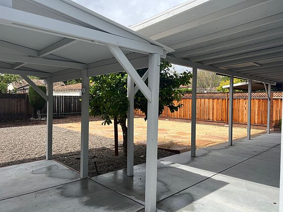 Large yard for entertaining and just relaxing and reading a book this summer