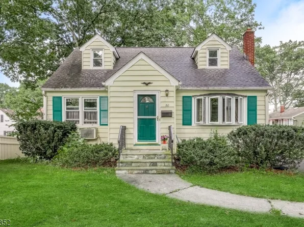 80 Centre St, Waldwick Boro, NJ 07463