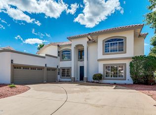 5889 W Del Lago Cir, Glendale, AZ 85308