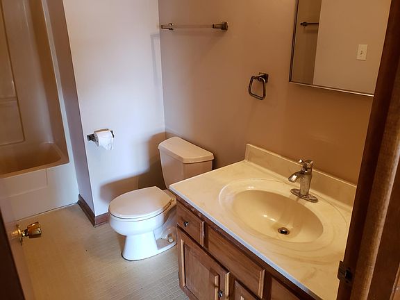 4th image of 21 E State St #B