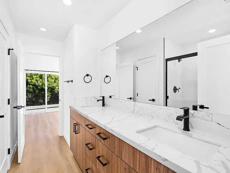 5247 Rincon St — Photo 21