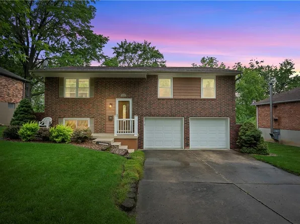 3540 S Debra St, Independence, MO 64055