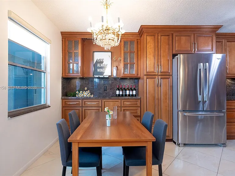 3049 Wolverton #3049-C — Photo 4