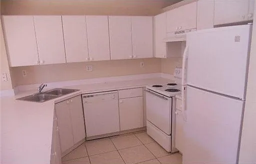 6940 NW 179th St #1-303-7 — Photo 12