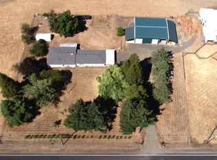 4231 Stearns Ln, Oakland, OR 97462