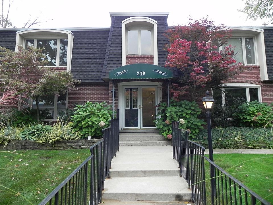 1st image of 210 Garfield Ave #4