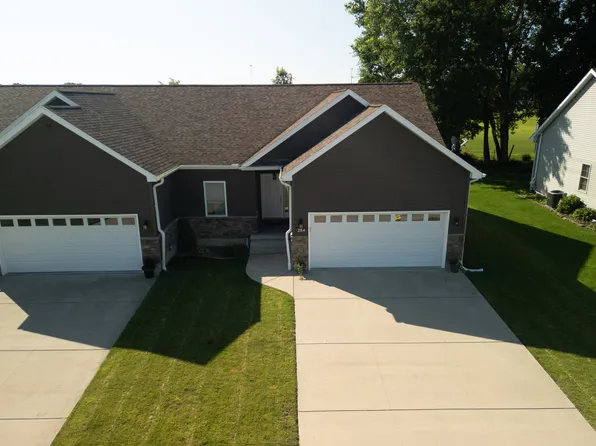 284 Sunset Blvd, Oglesby, IL 61348