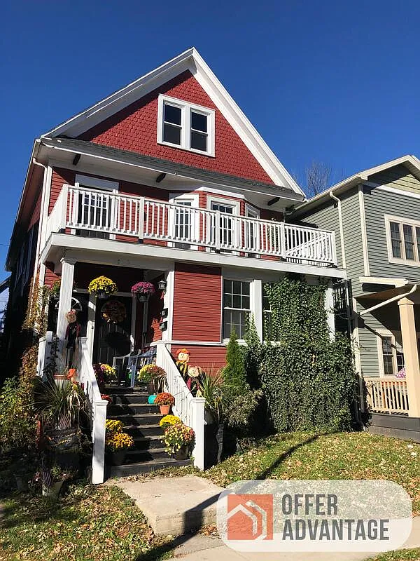 3 bed, 1.0 bath, $1,500 — Photo 2