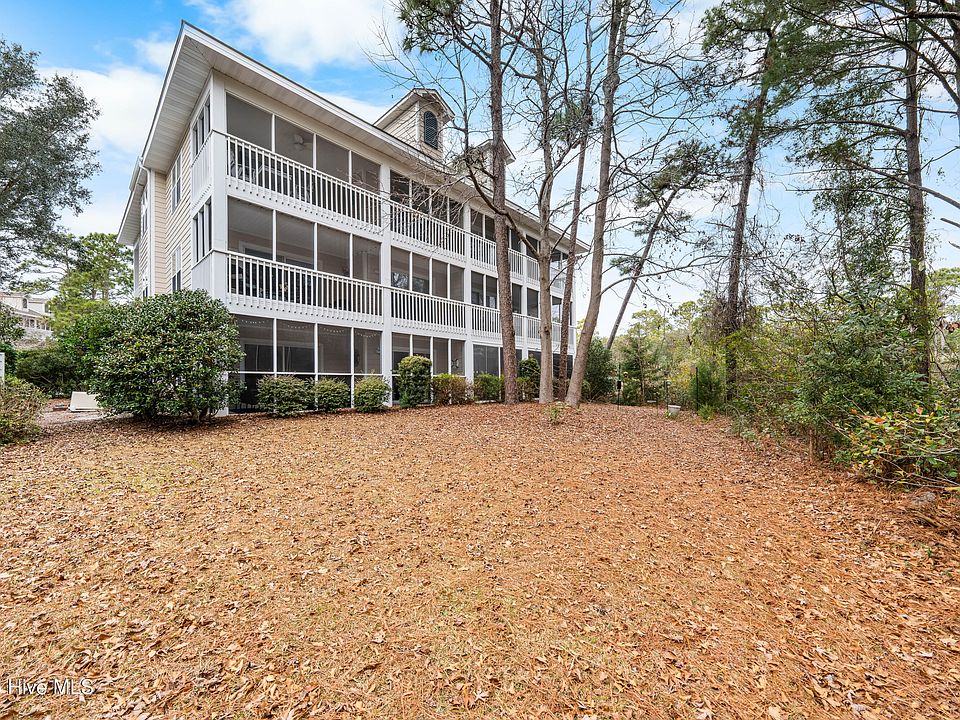 1st image of 3350 Club Villas Drive # 2105