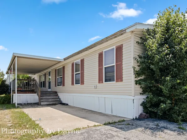 65 Saint Michaels, Bourbonnais, IL 60914