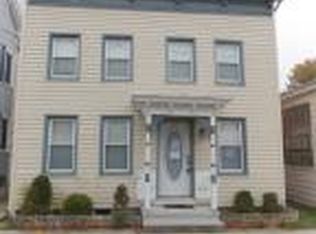 64 Main St, STRAUSSTOWN, PA 19559