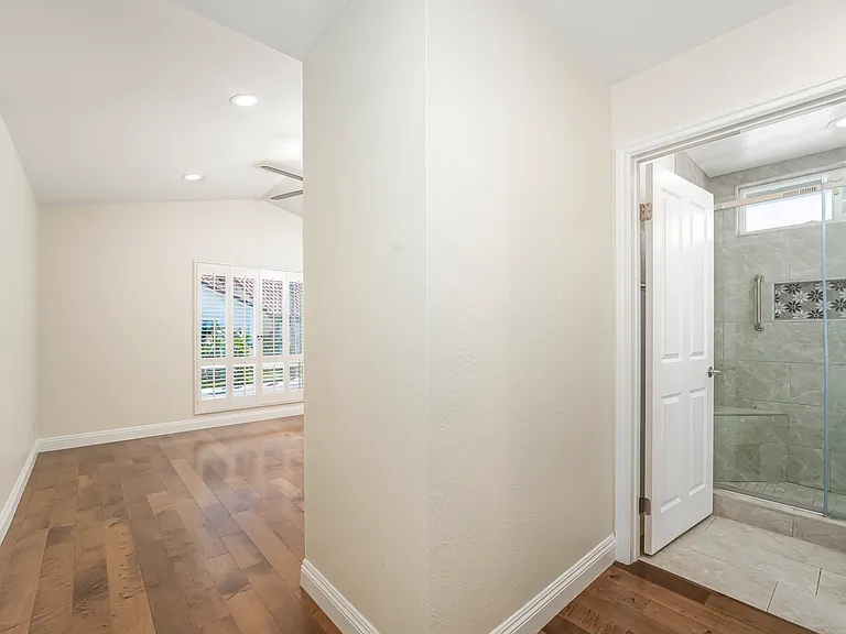 27725 Calle Valdes — Photo 16