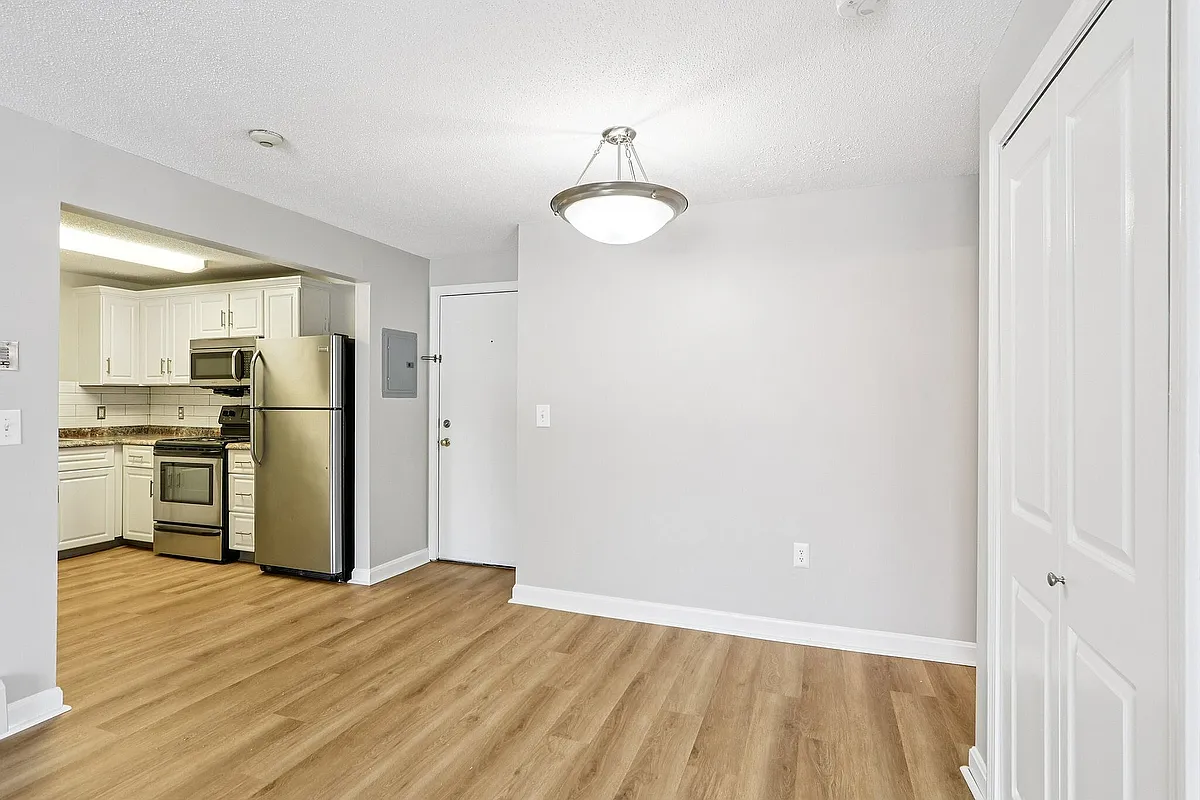 3-web-or-mls-135 Elm St 57-S0412-003 - Brookstone Manor
