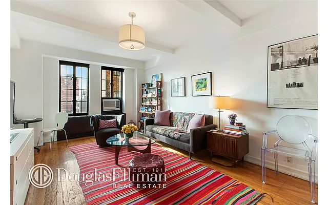 Sold by Douglas Elliman | media 10