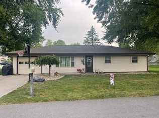 108 W Jefferson St, Bourbon, IN 46504