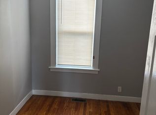 25 New St APT 1, Meriden, CT 06450