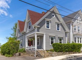 4 Langsford St, Gloucester, MA 01930