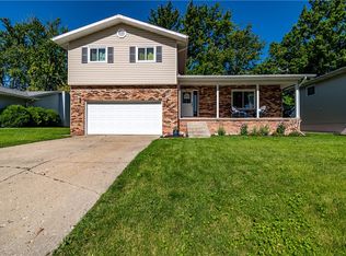 2725 Essex Pl, Decatur, IL 62521