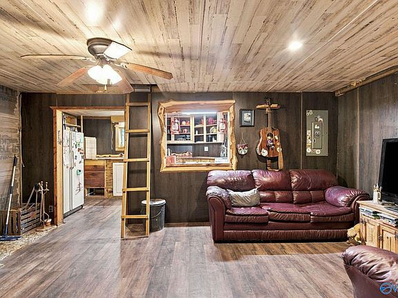 3rd image of 3071 County Road 4