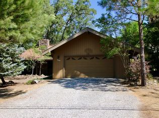 18520 Wildflower Dr, Penn Valley, CA 95946