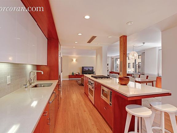 2nd image of 139 E 33rd St APT 6K