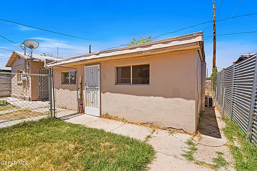 209 N Seville Dr #B Photo 1