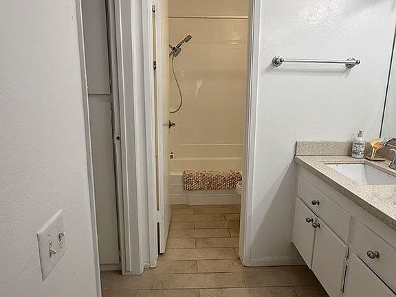 4th image of 5460 White Oak Ave Unit G311