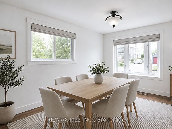 4th image of 159 Byron St