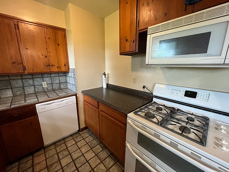 511 Fleetwood Dr — Photo 22
