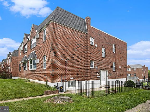 2nd image of 9872 Frankford Ave