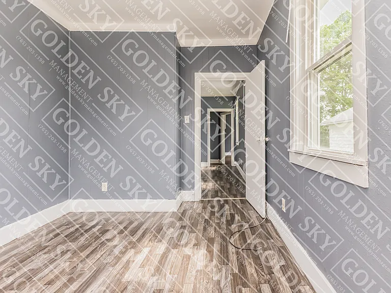 230 Kinsey St — Photo 8