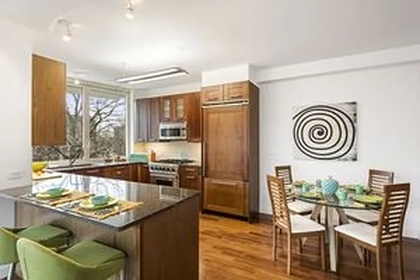 Rented by ARC Marketing LLC | media 8