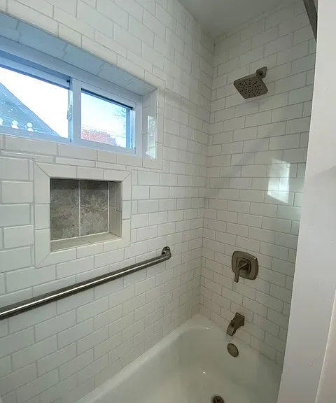 222 S Home St — Photo 9