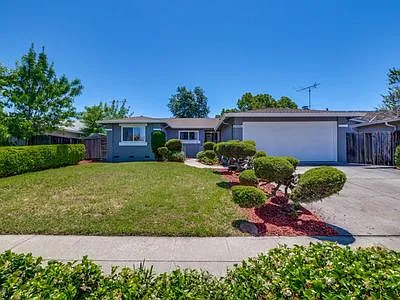 Building Photo - 2844 Encinitas Ct