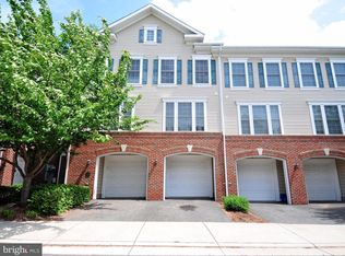 7125 Mason Grove Ct #10, Alexandria, VA 22306
