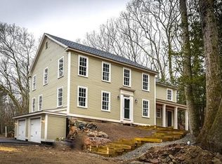 70 S Main St, Sherborn, MA 01770