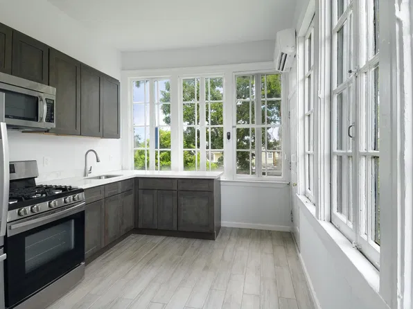 3413 Carondelet St APT H, New Orleans, LA 70115