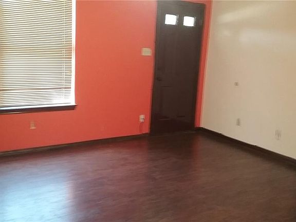 3rd image of 102 Elm Ave