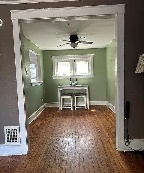 322 E Front St — Photo 4