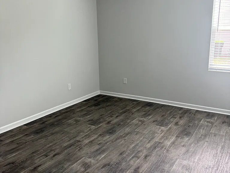 142 Talladega Dr — Photo 37