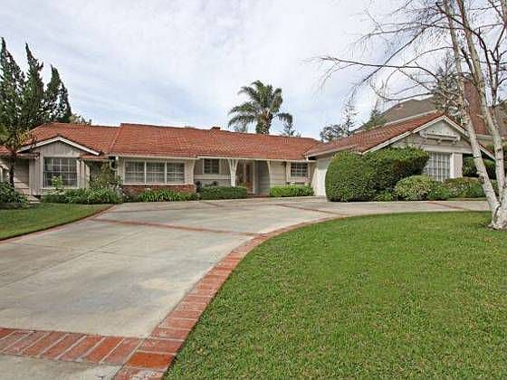 1st image of 4407 Shepherds Ln