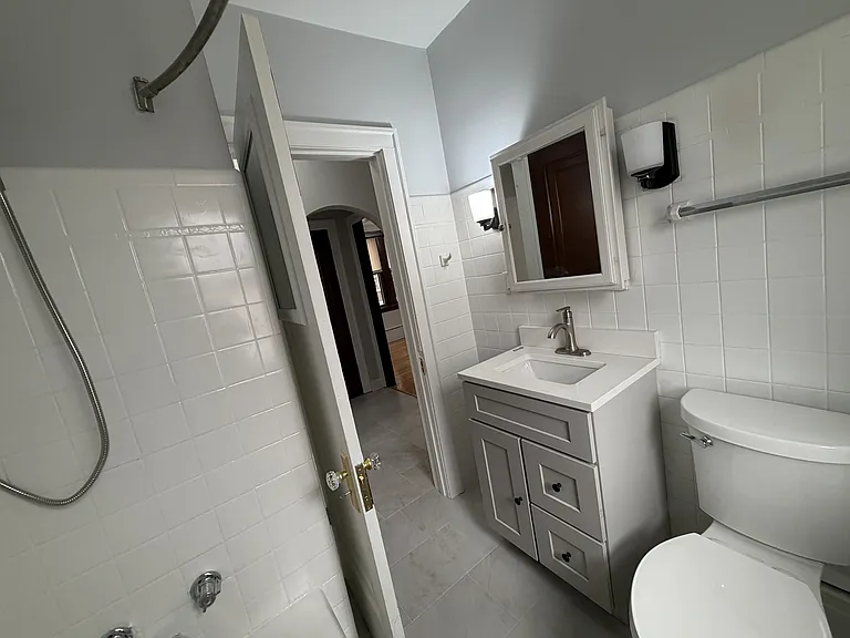 1835 Home Ave #1 — Photo 24