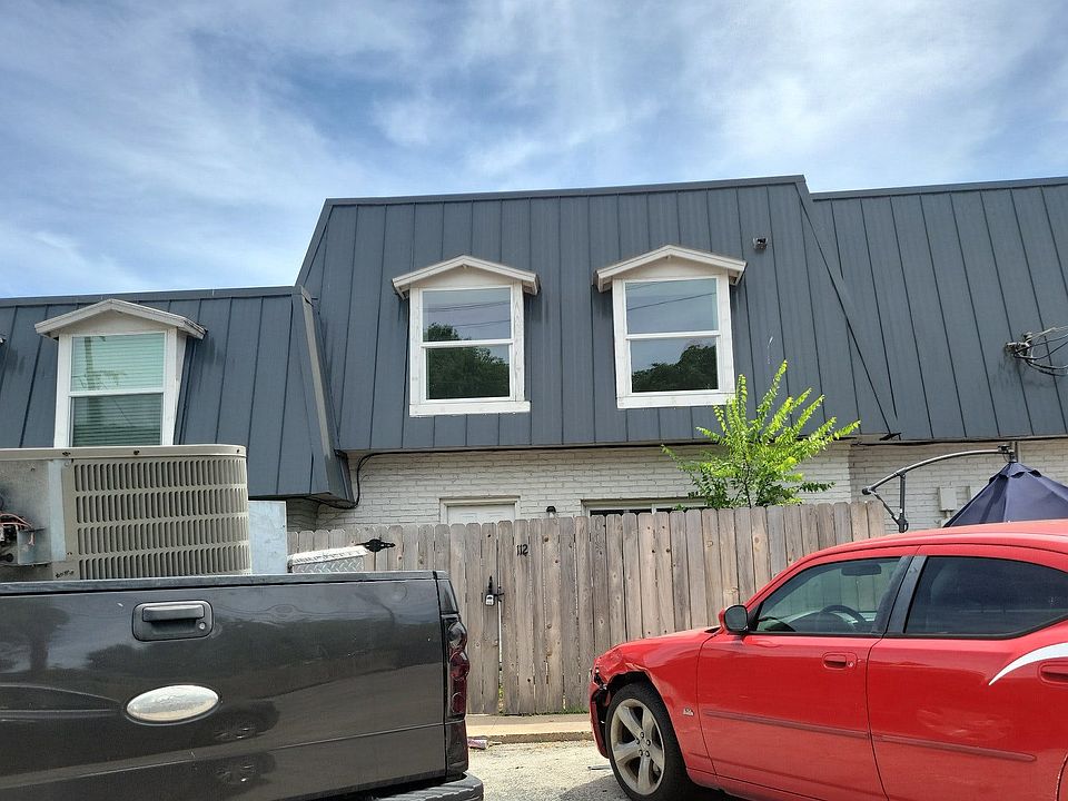 1st image of 300 E Croslin St APT 112