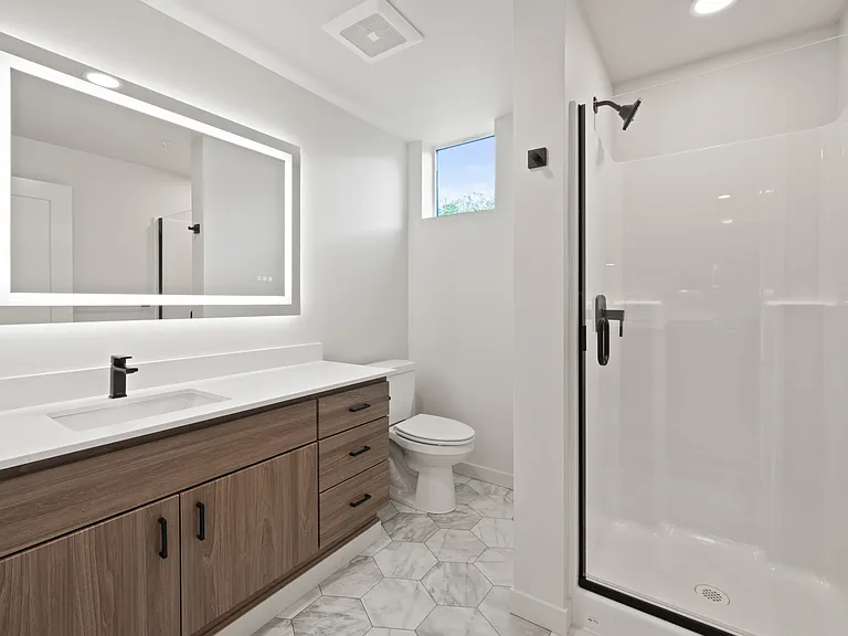 7044 SW Gonzaga St #203 — Photo 21