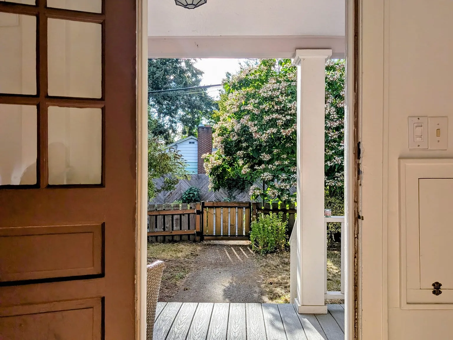 3 bed, 1835 sqft, $2,800 — Photo 2